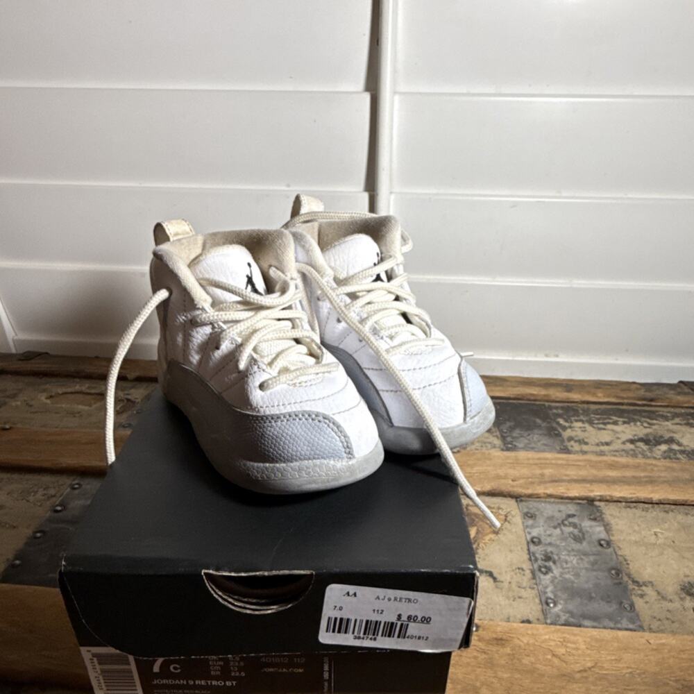 Jordan Air Jordan 12 Retro White Gray Baby Sneaker 7C 819650-108 Leather